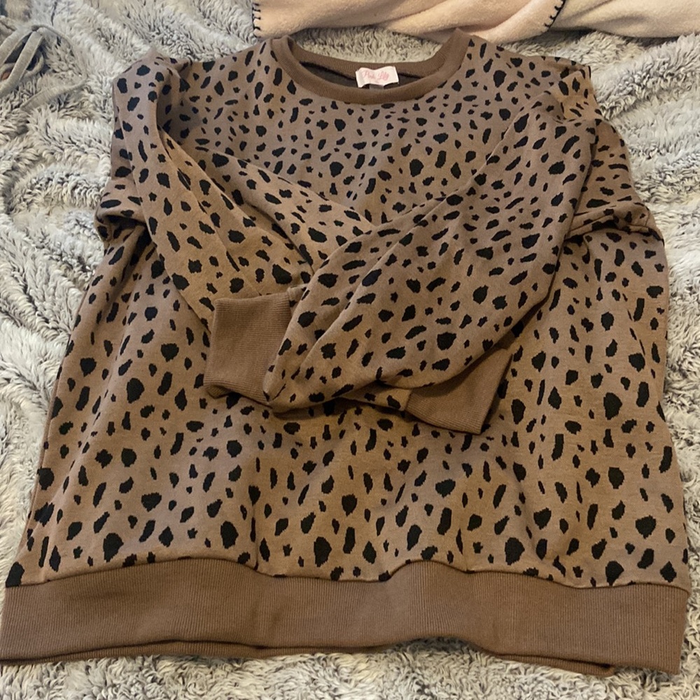 💕Leopard Pullover Small - Picture 9 of 10